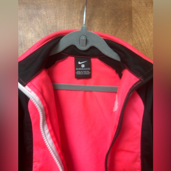 Girls Nike Zippered Jacket - Picture 2 of 6